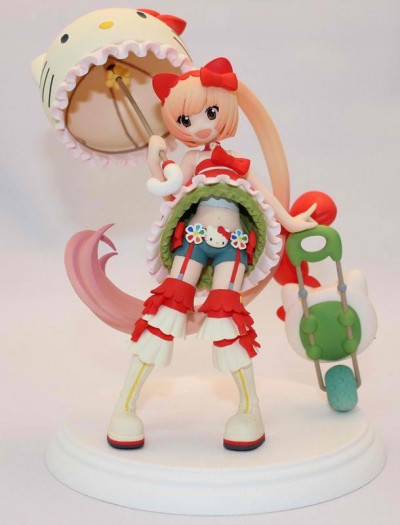 hello kitty moe Hello Kitty moe figurine