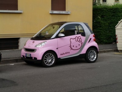 hello kitty smart car Hello Kitty Smart Car