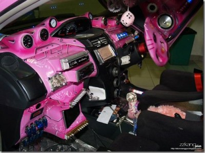 hello-kitty-steering-wheel-mod Hello Kitty steering wheel mod