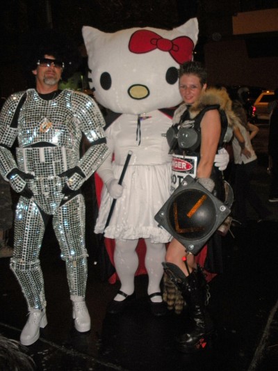 hello-kitty-disco-stormtrooper Hello Kitty Disco Stormtrooper