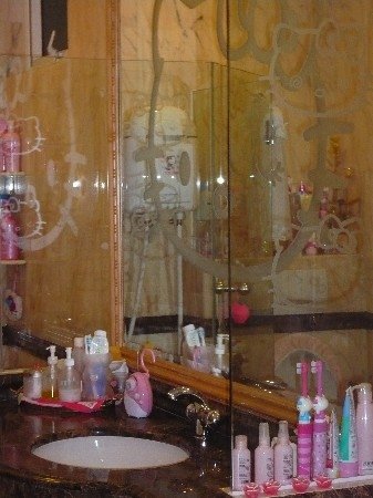 hello kitty mirror Hello Kitty mirror