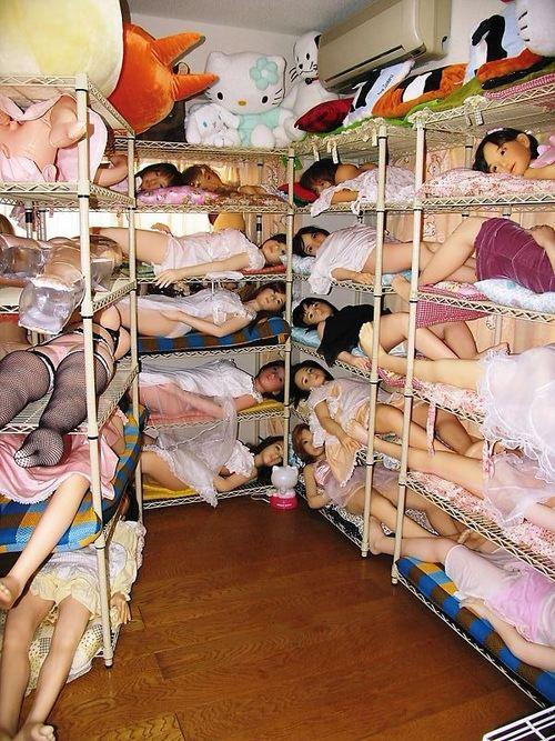 Hello Kitty Sex Doll Harem (possibly NSFW)