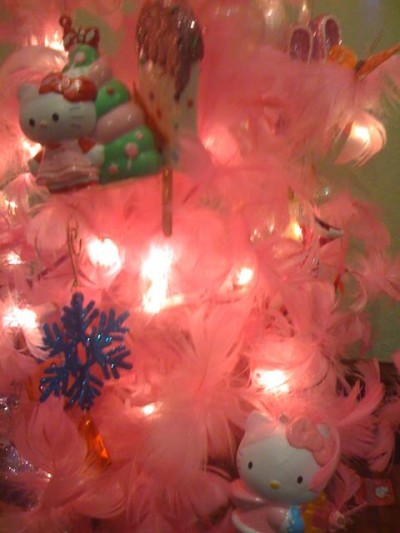 hello kitty pink feather boa xmas tree Hello Kitty pink feather boa Xmas tree