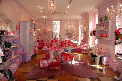hello kitty shop Hello Kitty Italian store