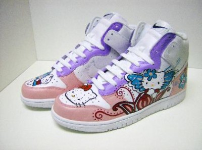 hello kitty nike airforce shoes hello kitty Nike airforce shoes