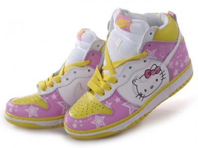 hello kitty nike dunk hightops hello kitty Nike dunk high tops