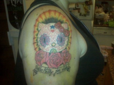 hello kitty por vida hello kitty por vida tattoo