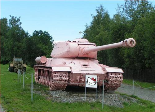 Thus something as horrendous as the Hello Kitty tank exists