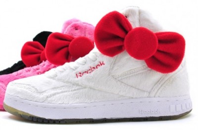   Bowling Shoes on Hello Kitty Reebok Plush Shoes   Hello Kitty Hell