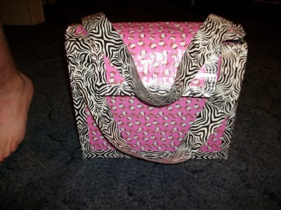 hello kitty duct tape purse hello kitty duct tape purse