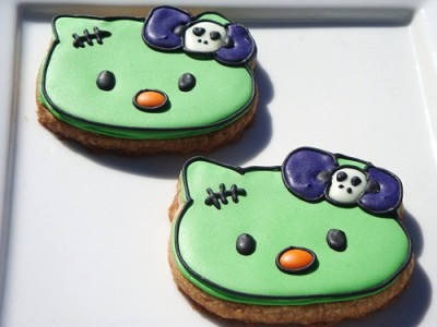 hello kitty halloween cookies Hello Kitty zombie Halloween cookies