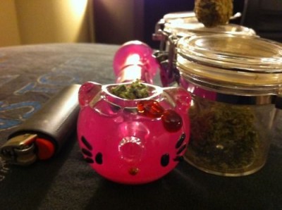 hello kitty pot pipe Hello Kitty pot pipe